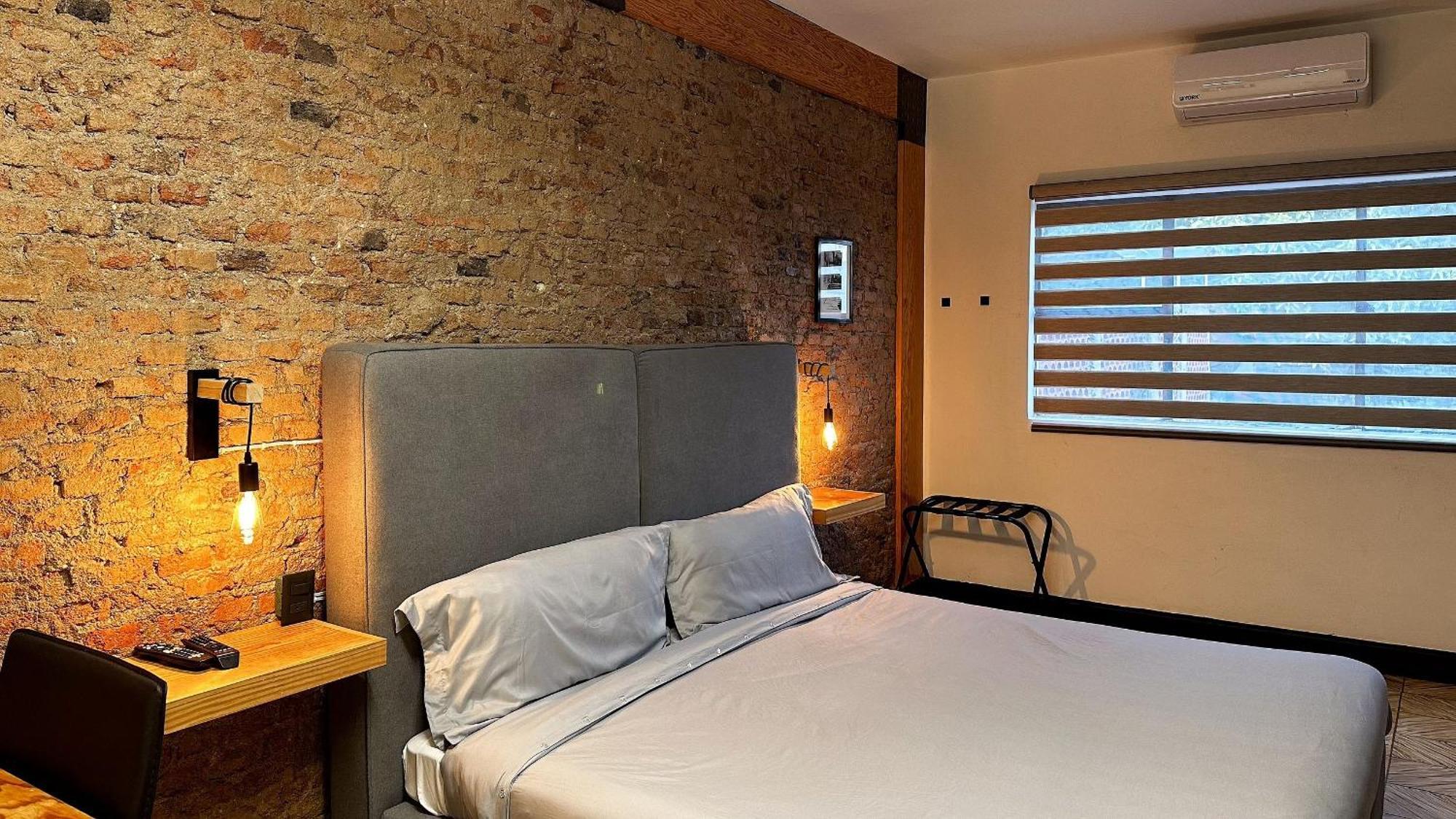 Holiday home Privadas Con Bano Propio En Zona Segura Y Centrica De Guadalajara. *