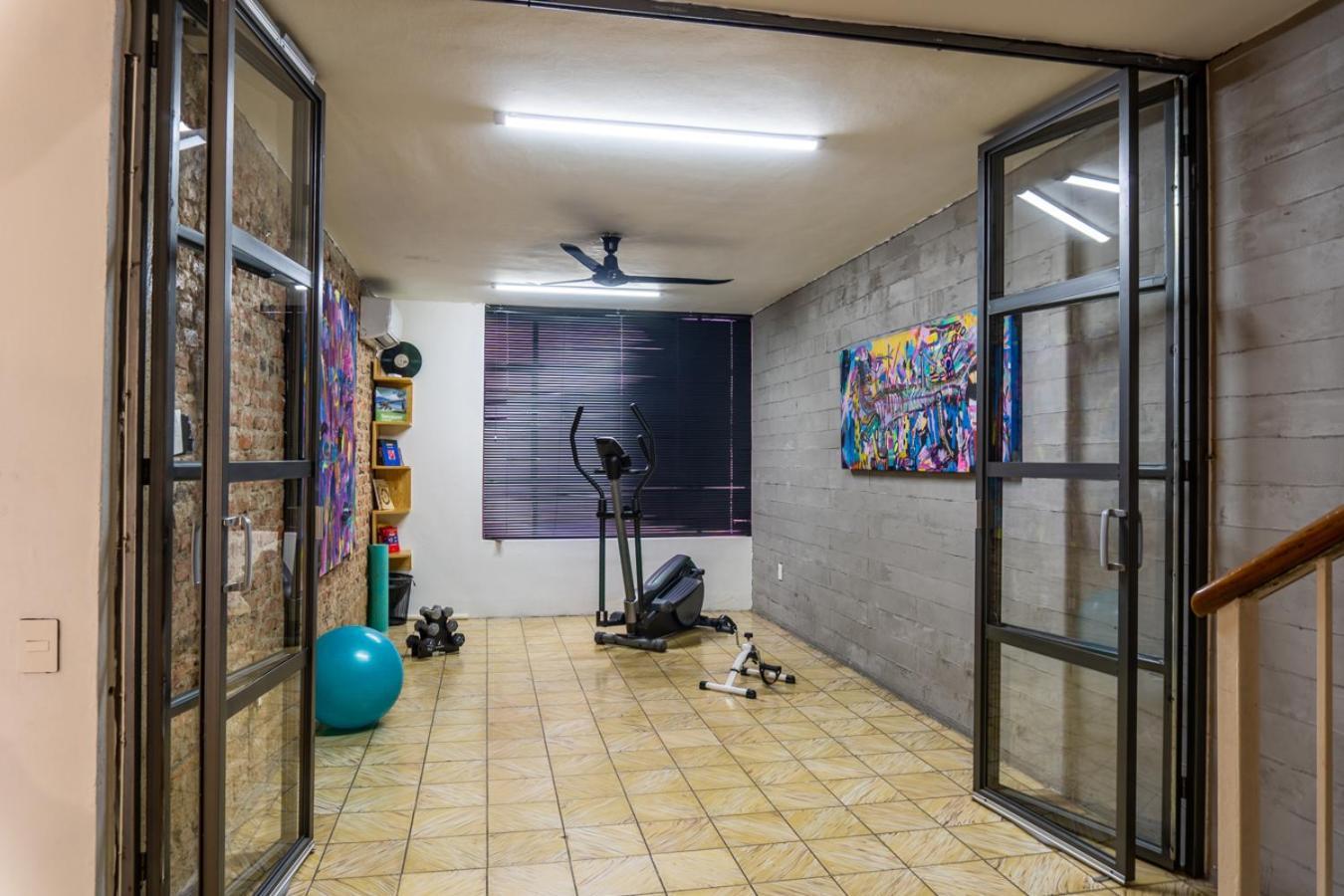 Privadas Con Bano Propio En Zona Segura Y Centrica De Guadalajara.